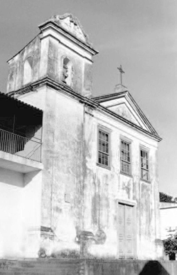 "A Igreja Nosso Senhor do Bonfim foi construida em estilo jesuítico no século XVIII"